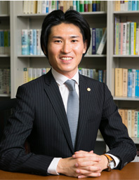 代表：長江 博仁